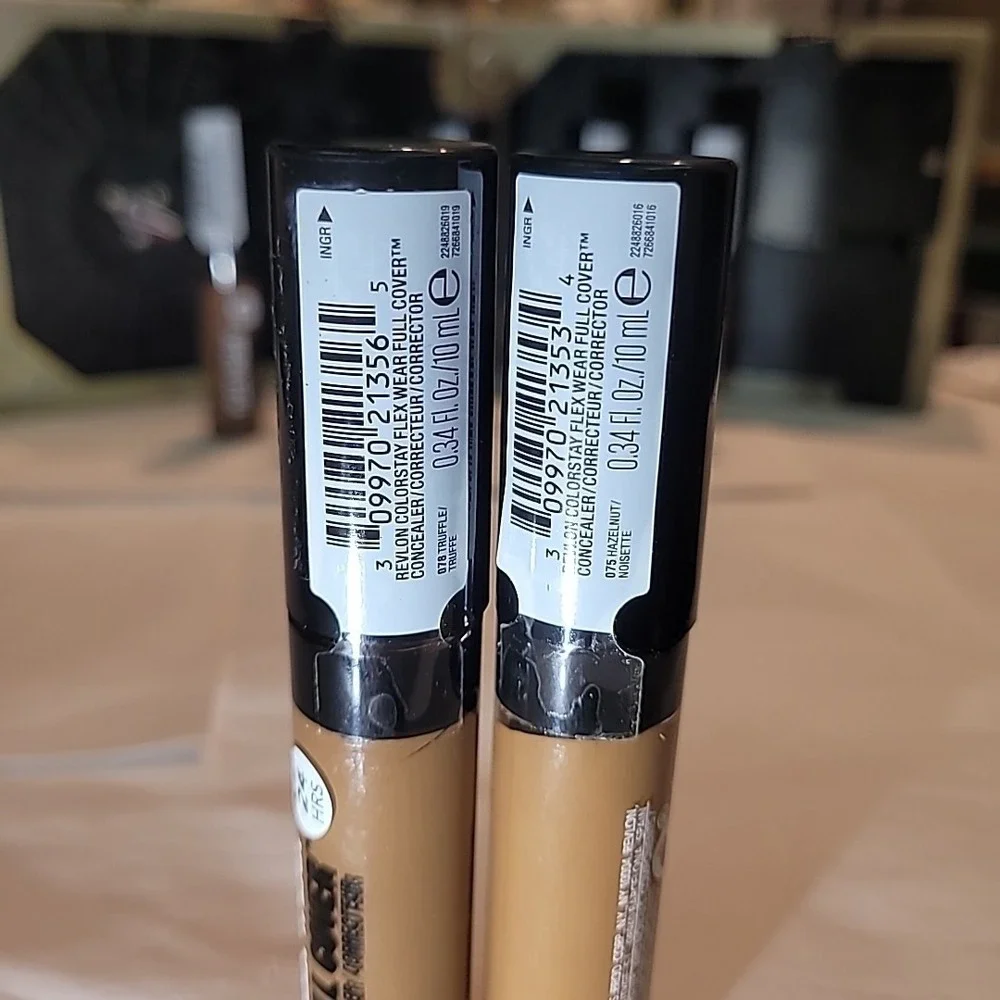 2 x Revlon ColorStay Flex Wear‎ Full Cover Concealer 078 TRUFFLE + 075 HAZELNUT